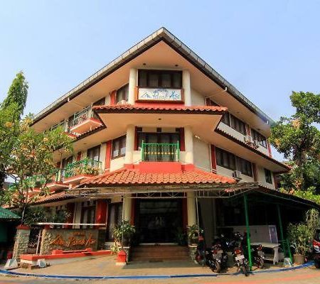 Hotel Pasah Asi Surabaya Exterior foto